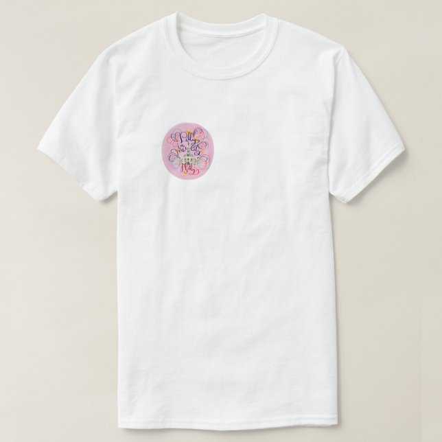 Lilly in the City - Basic T - Shirt (Design vorne)