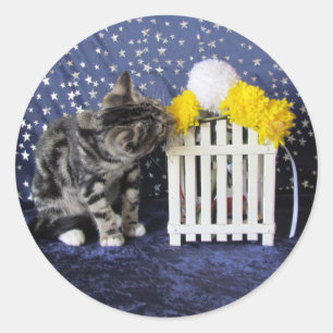 Lilo's Stopp und riechen die Blume - Katze / Kitte Runder Aufkleber