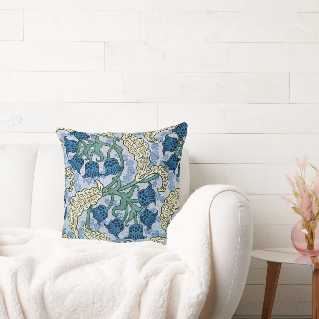 Lily of the Valley Blue Floral Kissen (Liege)