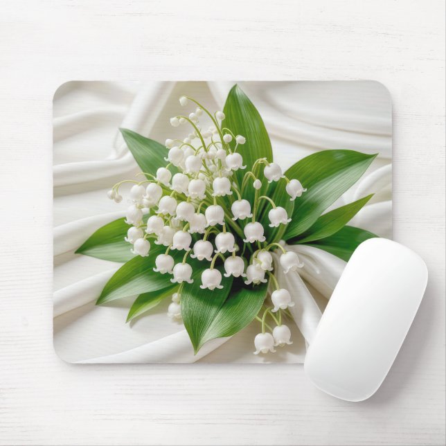 Lily of the Valley Bouquet on White Satin Mousepad (Mit Mouse)