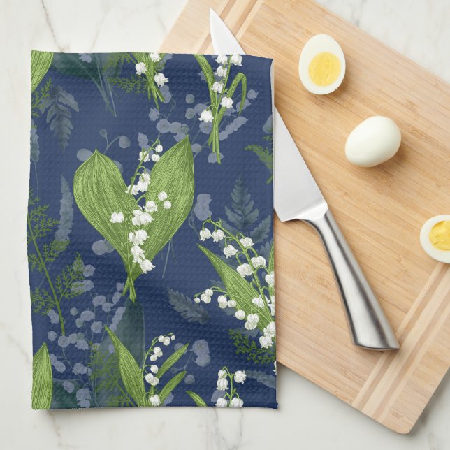Lily of the Valley Dark Blue Background Geschirrtuch (Viertel Falte)