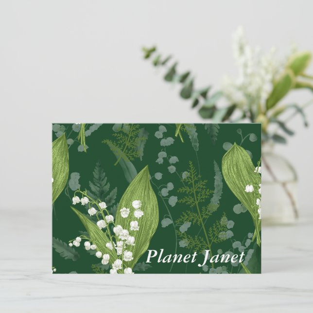 Lily of Valley mit Ferns | Dunkelgrüne Gewohnheit Mitteilungskarte (Stehend Vorderseite)