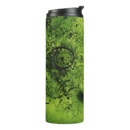 Limegrünes Grunge mit schwarzen Akzenten Thermosbecher