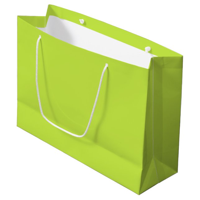 Limonengrün minimalistisch schlichtes Geschenk Große Geschenktüte (Vorderseite Schrägansicht)