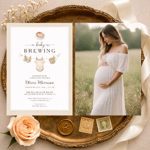 Linge de bébé en préparation Invitation Baby Showe