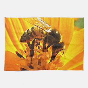 Linge De Cuisine Abeille sur une fleur