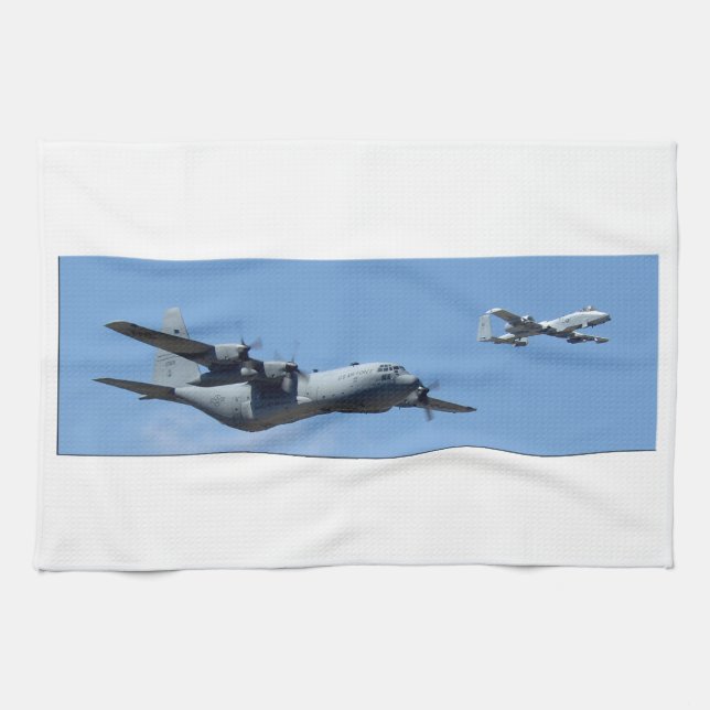 LINGE DE CUISINE C130 HERCULE ET A10 WARTHOG DANS LA FORMATION (Horizontal)