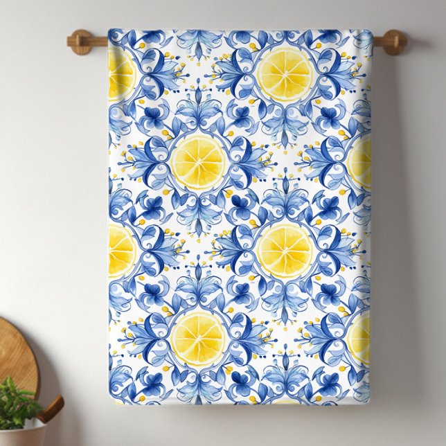 Linge De Cuisine Carreau méditerranéen au citron  (Blue and yellow Mediterranean tile with lemon kitchen towels will brighten any kitchen.)