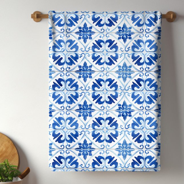 Linge De Cuisine Carreau méditerranéen bleu (Pretty blue and white Mediterranean tile kitchen towel. )