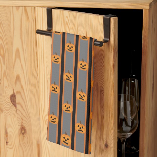 Linge De Cuisine Citrouilles d'Halloween amusants et fantaisistes (Pliage en tiers)