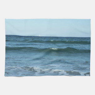 Linge De Cuisine Douces Vagues Bleues Se Dirigeant Vers le Rivage