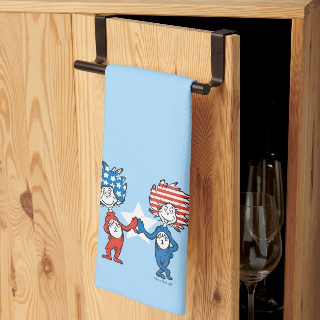 Linge De Cuisine Dr Seuss | Une chose Deux graphiques patriotiques (Pliage en tiers)