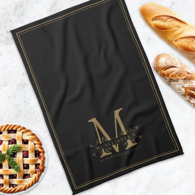 Linge De Cuisine Élégante famille de monogrammes Classy Noir et Or (Elegant Black and Gold Classy Monogram Family Kitchen Towel)