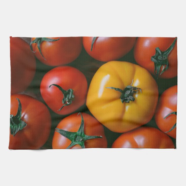 Linge De Cuisine Farms | Shiny Red & Yellow Tomatoes (Horizontal)