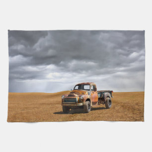 Linge De Cuisine Fermes   Vieux camion en campagne