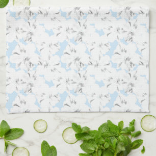 Linge De Cuisine Fleurs blanches sur bleu clair.