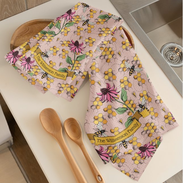 Linge De Cuisine Floral Blush rose Queen Bee & Honeycomb (Floral Honeycomb, Queen Bee & Gold Hearts Pattern in Blush Pink. Modern Country Hand Drawn Design.)