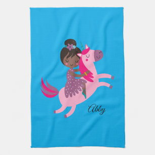 Linge De Cuisine Mignonne Black Haired Girl équitation sur une lico