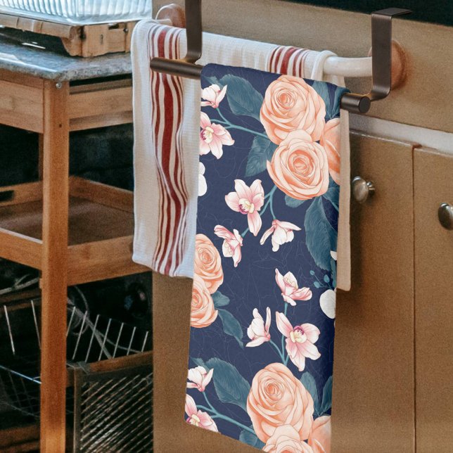Linge De Cuisine Modèle floral peint à la main (Créateur téléchargé)