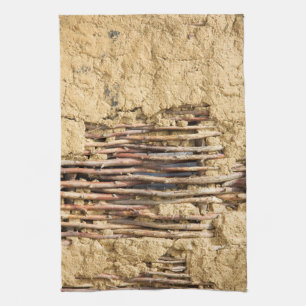 Linge De Cuisine Mud and wattle wall