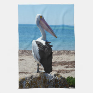Linge De Cuisine Pelican Perché Sur Un Rocher De Plage,