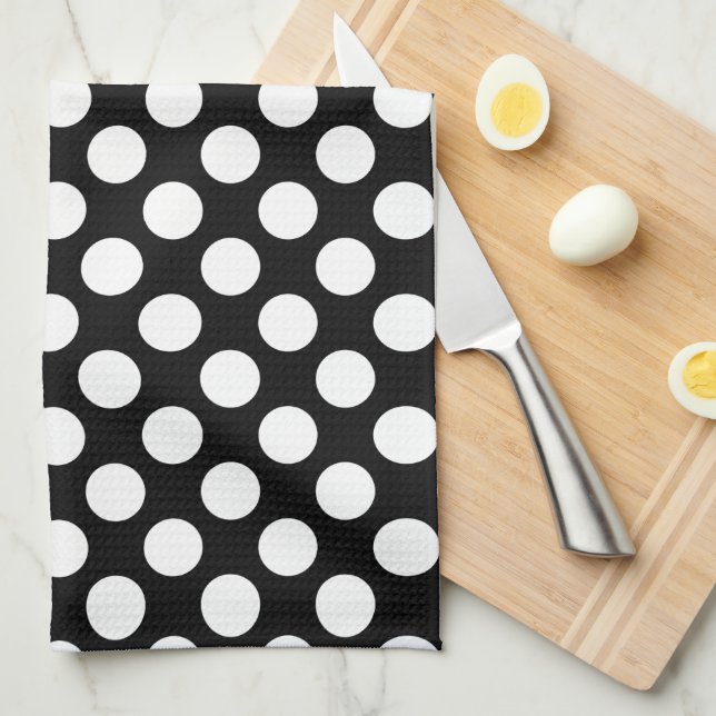 Linge De Cuisine Polkadot blanc sur Arrière - plan noir (Quart Plié)