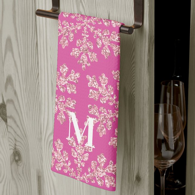 Linge De Cuisine Snowflake Berry Bling Chic Monogramme Noël (Change (or remove) the monogram initial on these pink snowflake kitchen towels & create custom gifts)
