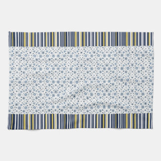 Linge De Cuisine Style Rustique : Rayures Douces avec Accents Flora