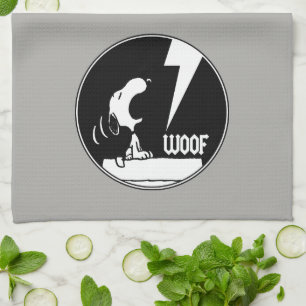 Linge De Cuisine Tee - shirt   Snoopy Howling