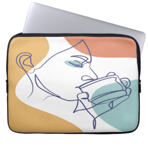 Liniendruckplakat einer Frau, die Kaffee trinkt Laptopschutzhülle