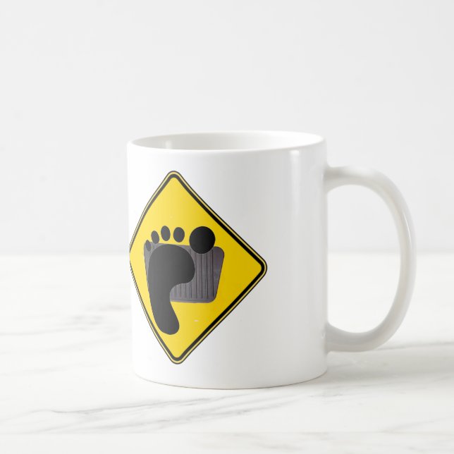 Links Fuß Braker an Bord Kaffeetasse (Rechts)