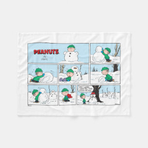 Linus baut einen Schneemann Fleecedecke