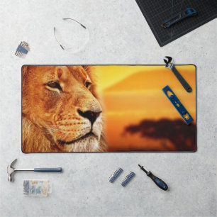 Lion African Day Schreibtischunterlage