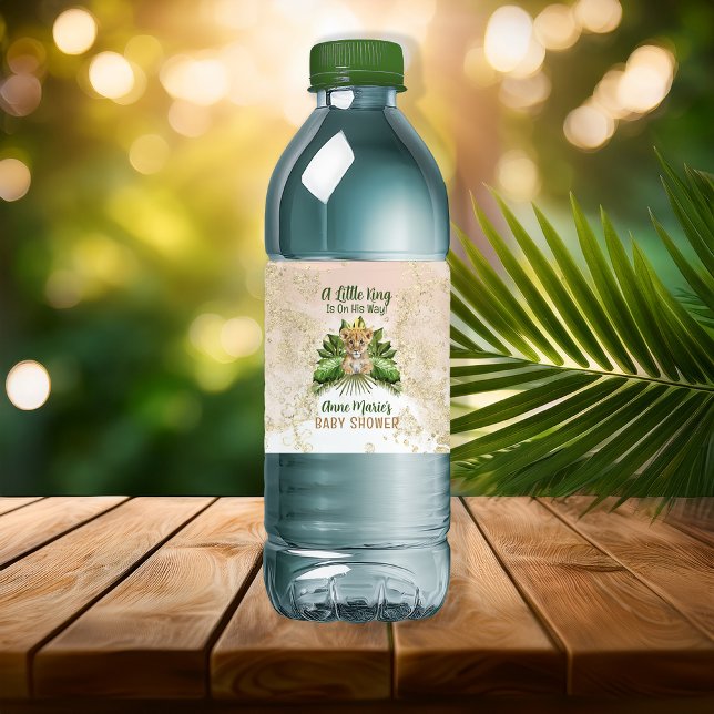 Lion Cub Ein kleiner König ist auf dem Weg zur Bab (Lion Cub "A Little King Is On His Way!" Boy Baby Shower Water Bottle Label)