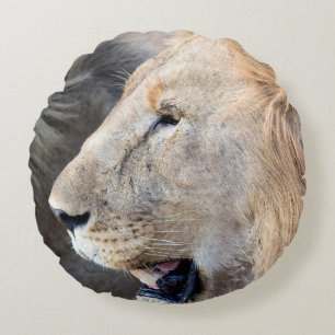 Lion Portrait Rundes Kissen