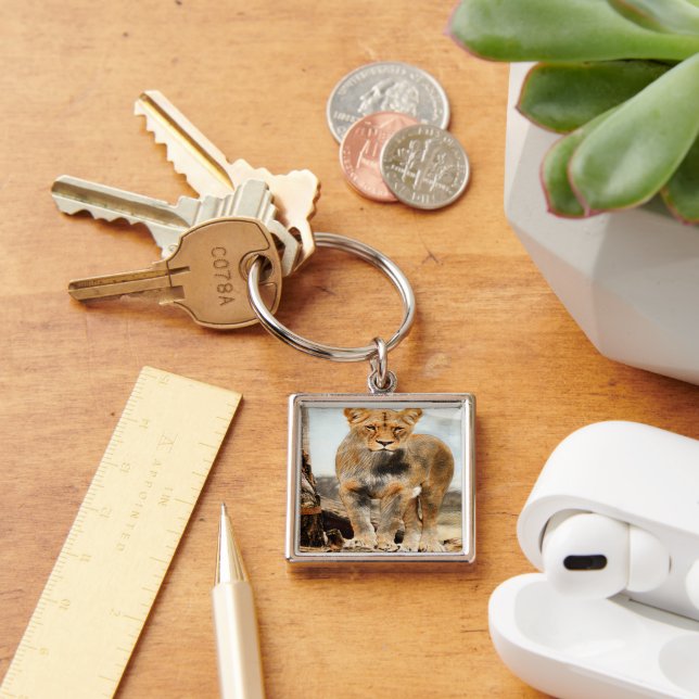 Lioness-Portrait Schlüsselanhänger (Schreibtisch)