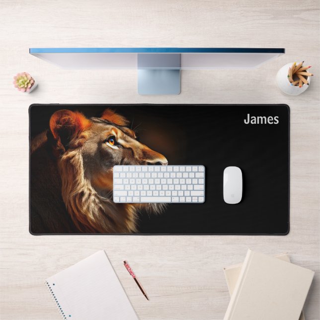 Lion's Roar Desk Mat - Lion majestueux en profil (Bureau 1)