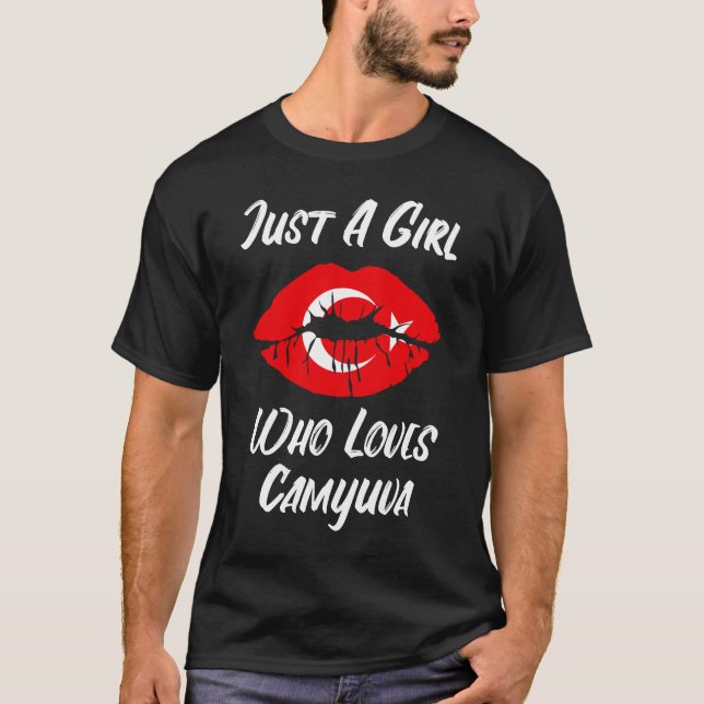 Lippen und Liebe Türkische Flagge Camyuva T-Shirt (Vorderseite)
