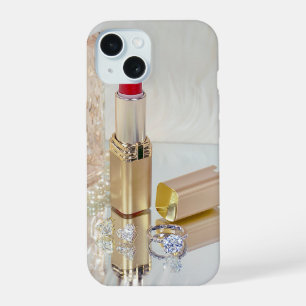 Lippenstift und Diamantring auf Spiegel iPhone 15 Hülle