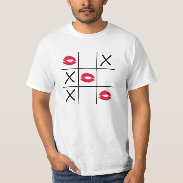 Lips Tic Tac Toe T-Shirt (Vorderseite)