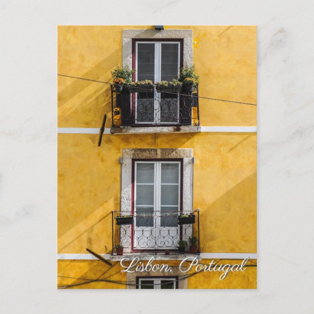 Lissabon Portugal Gelbe Mauer Postkarte (Vorderseite)