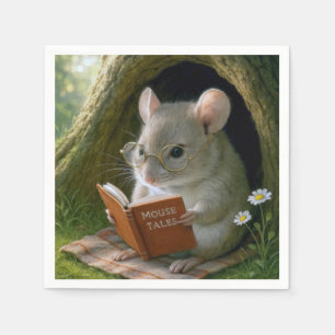 Literarische Maus in einem gemütlichen Baumloch Serviette