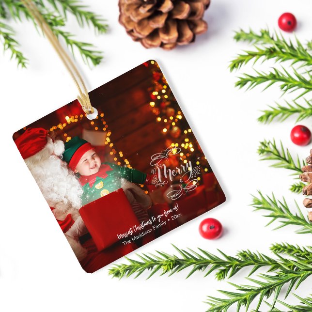 Little Elf Sees Santa Merry Holiday Gruß Keramikornament (Von Creator hochgeladen)
