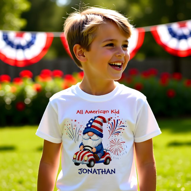 Little Firecracker Gnome Kid  T-Shirt (Von Creator hochgeladen)