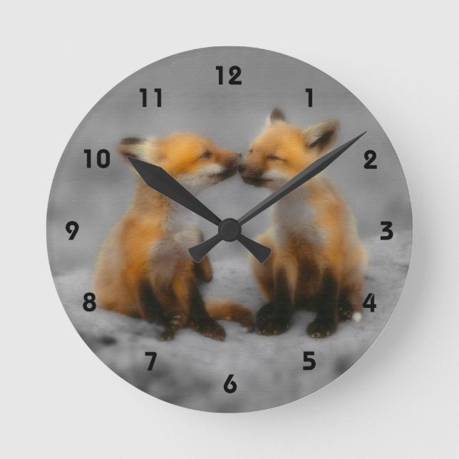 Little Fox Liebe Runde Wanduhr (Vorderseite)