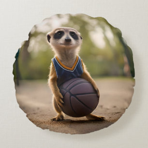 Little Hoop Star: Baby Meerkat Holding Basketball Rundes Kissen