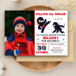 Little Ninja Warrior Kids Foto Birthday Party Einladung<br><div class="desc">Erleben Sie Ihren Gast mit dieser modernen Ninja-Geburtstagsfeier mit niedlichen Ninjas und einer auffälligen Typografie vor weißem Hintergrund. Fügen Sie einfach Ihre Veranstaltungsdetails zu dieser benutzerfreundlichen Vorlage hinzu und schmücken Sie diese Karte mit dem bevorzugten Foto Ihres Kindes, um sie zu einer einmaligen Einladung zu machen. Dreh die Karte auf,...</div>