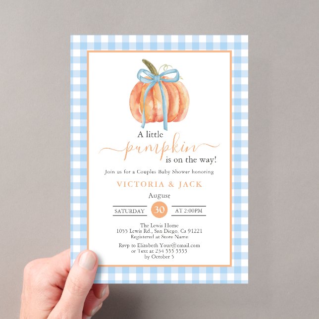 Little Pumpkin Blue Gingham Fall Baby Shower Acryleinladungen (Insitu (Handheld))