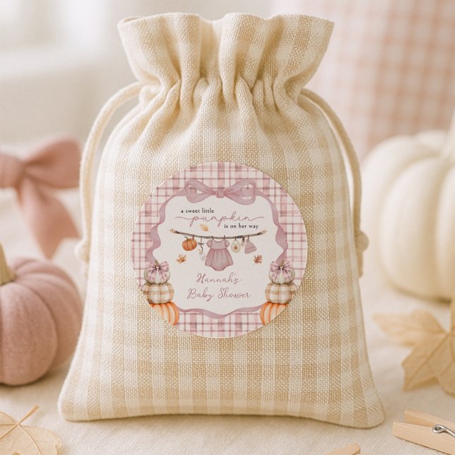Little Pumpkin Girl Clothes Fall Baby Dusche Runder Aufkleber (Von Creator hochgeladen)