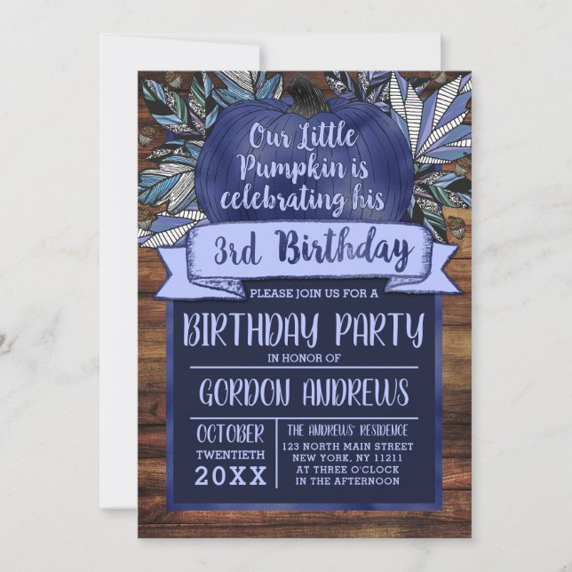 Little Pumpkin Herbstlaubs Navy Blue Wood Geburtst Einladung (Vorderseite)